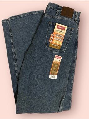 Wrangler Men’s Relaxed Fit Jeans